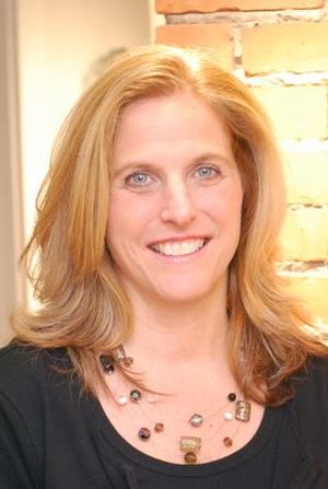 Susan Benoit, Salesperson